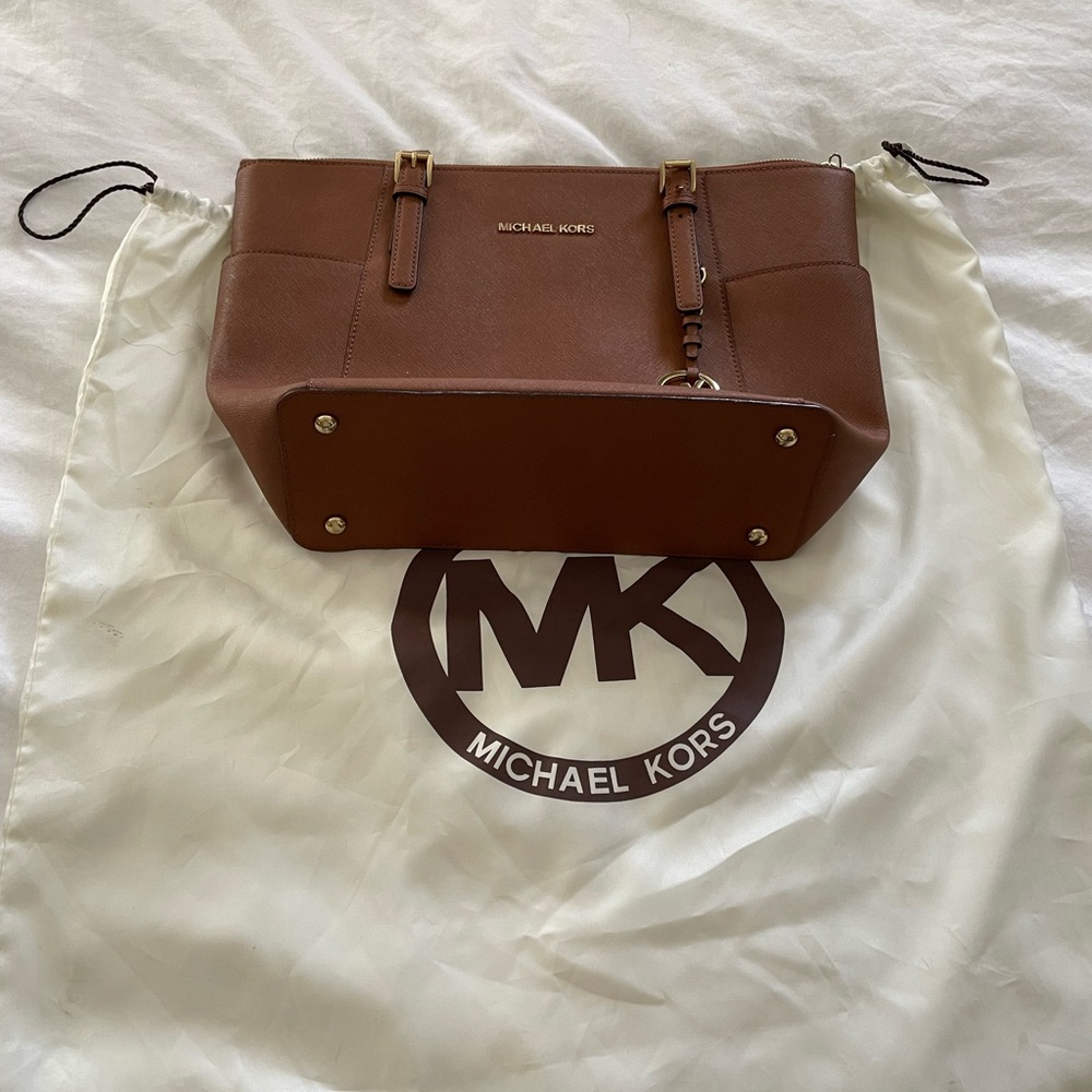 Nearly new Michael Kors Bag in Cognac